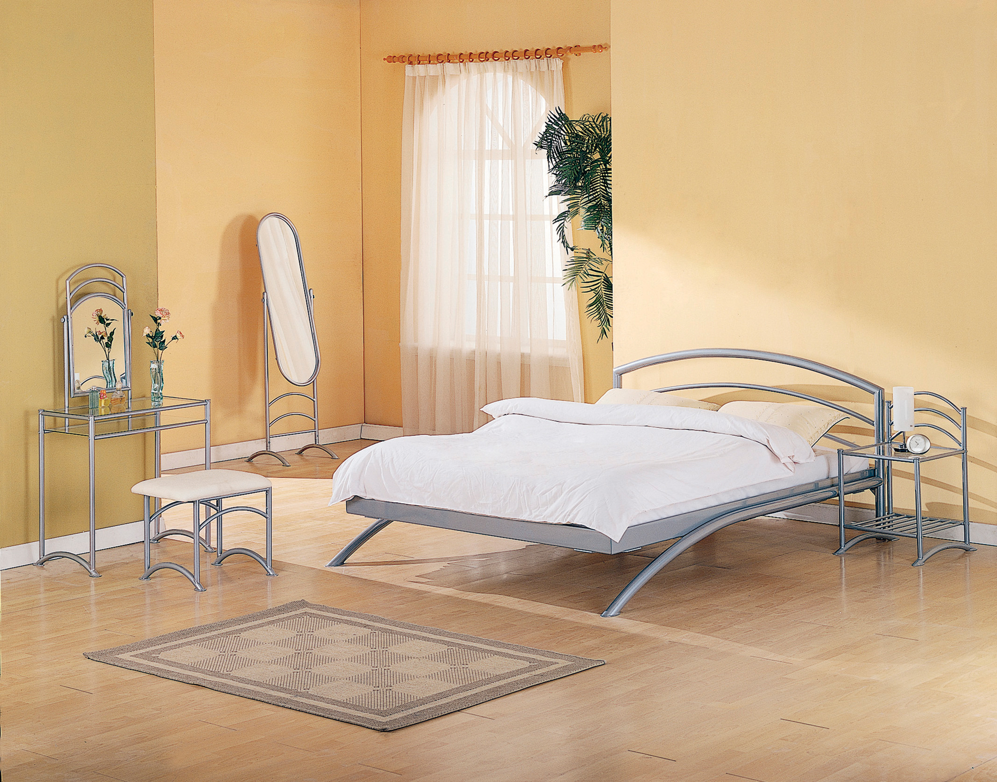 Coaster Furniture  Silver Bedroom Set(Bed, Night Stand)