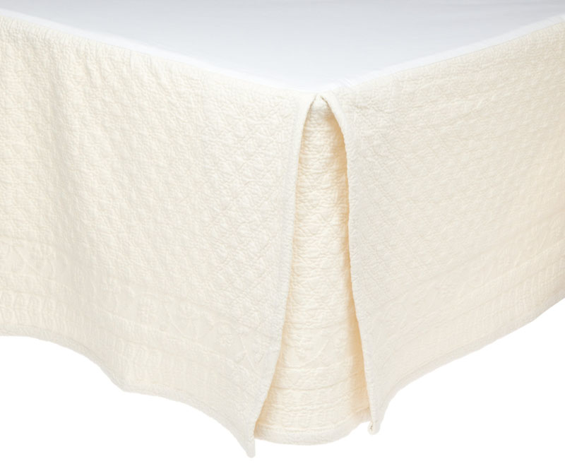 T155-11182QUEENBSIV By Ellery Homestyles King Charles Matelasse Queen Bedskirt, Ivory [Misc.]