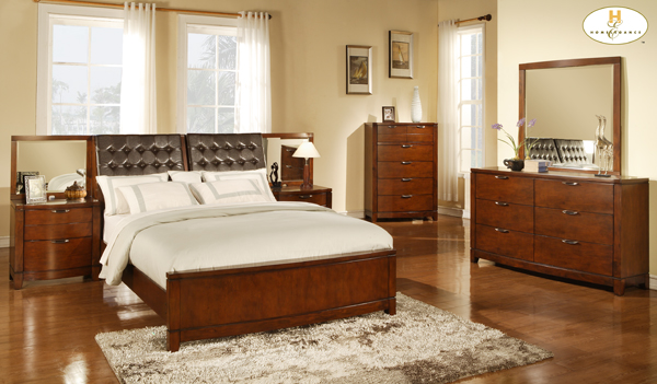 D158-1310-1+4+5 Hamilton Street Collection Cherry Bedroom Set (Queen Size Bed, Nightstand, Dresser)