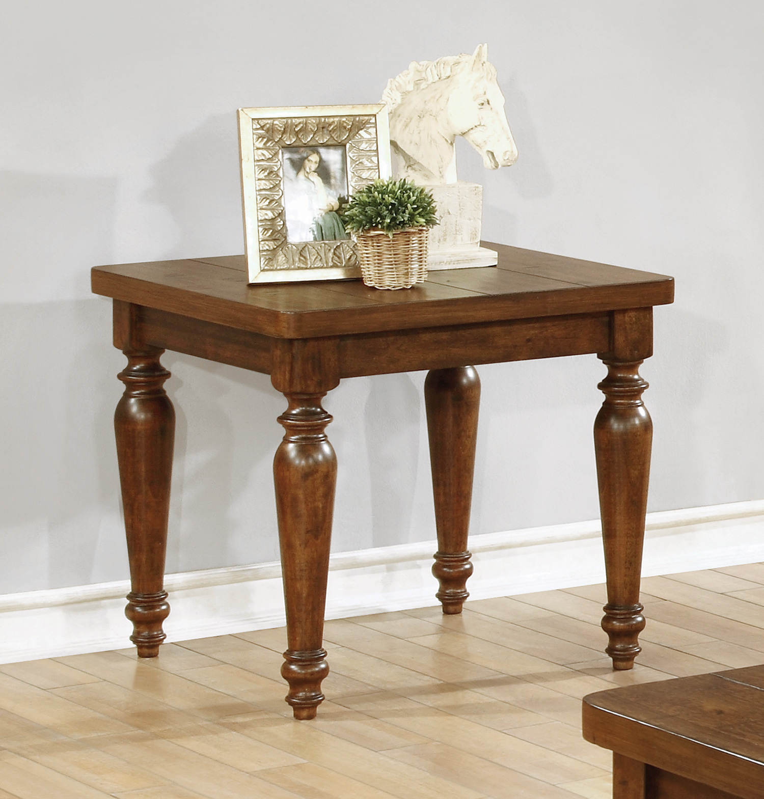 D159-703577 By Coaster End Table