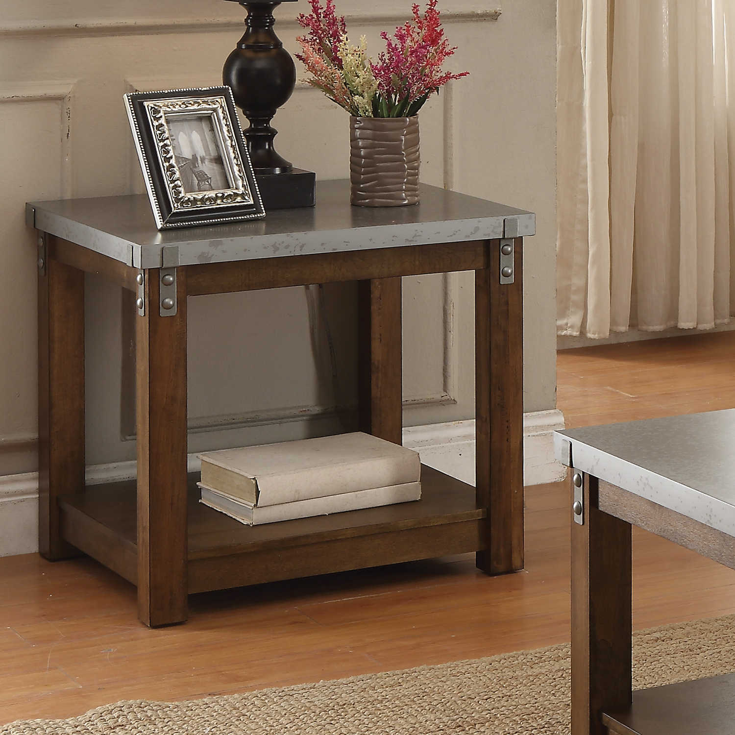 D159-704547 By Coaster End Table